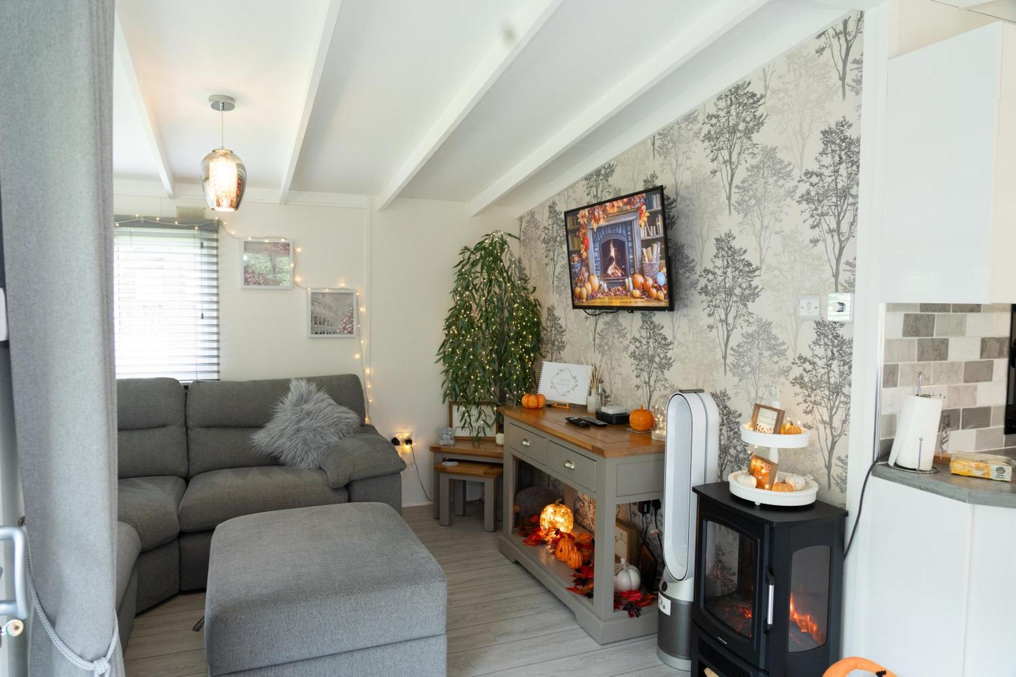 Lakeview Lodge, Builth Wells No Tradesmen Allowed 외부 사진